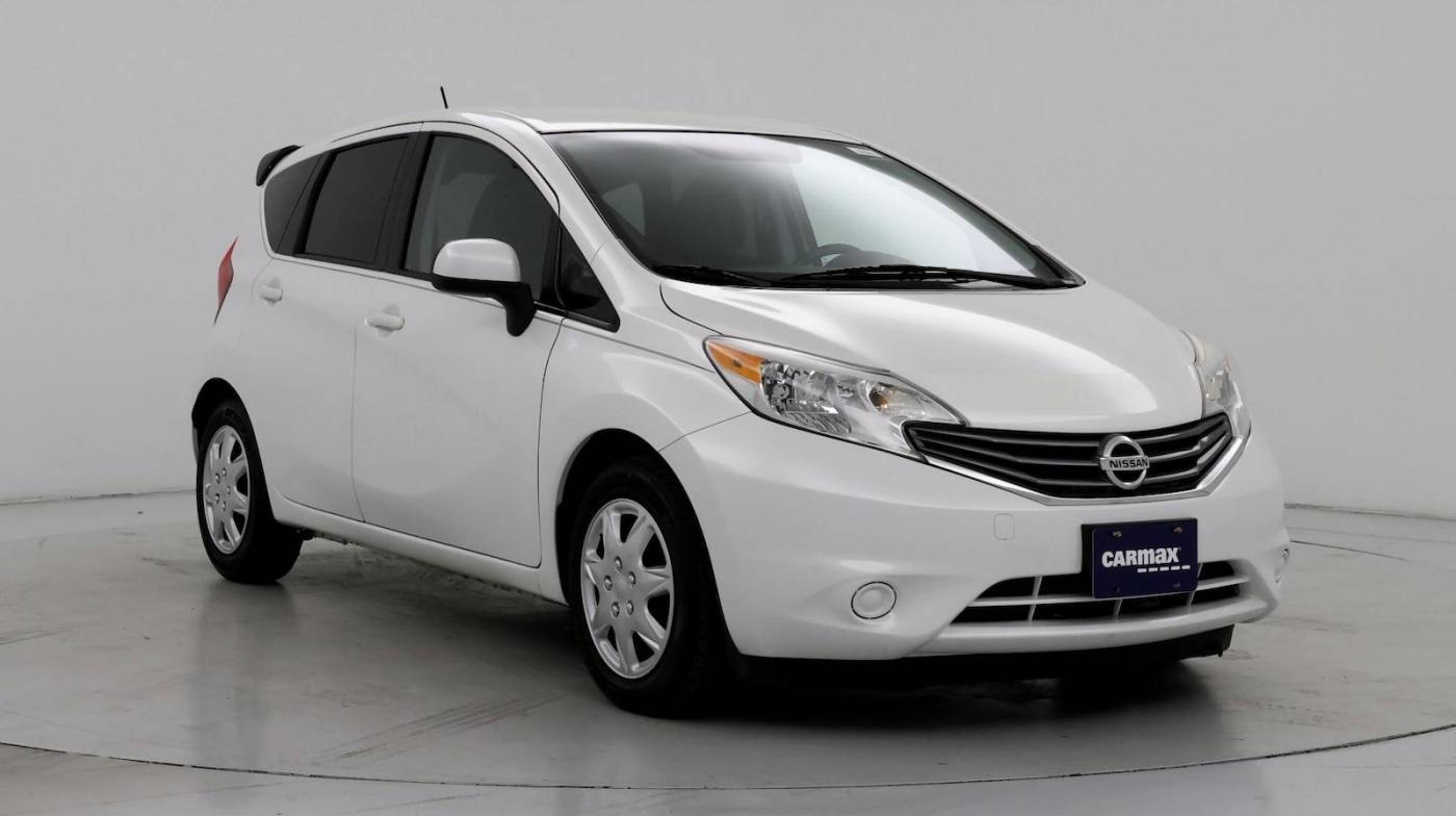 2014 Nissan Versa 1.6 SV — Hatchback — 44,743 mi — Tampa, FL