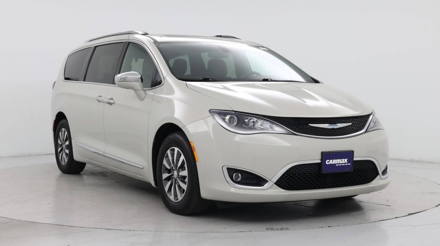 2020 Chrysler Pacifica Hybrid Limited — Minivan — 17,306 mi — Tampa, FL