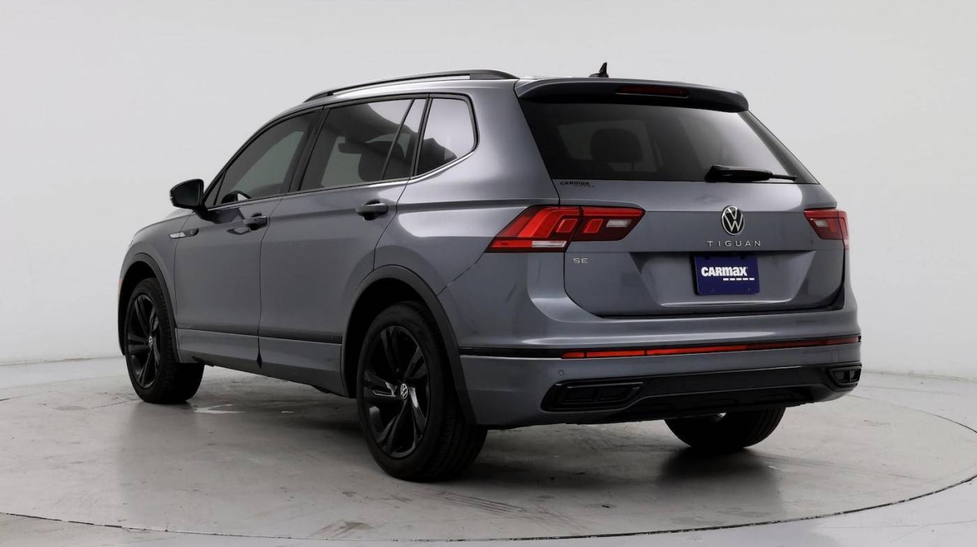 2023 Volkswagen Tiguan SE R-Line Black — SUV — 49,621 mi — Tampa, FL