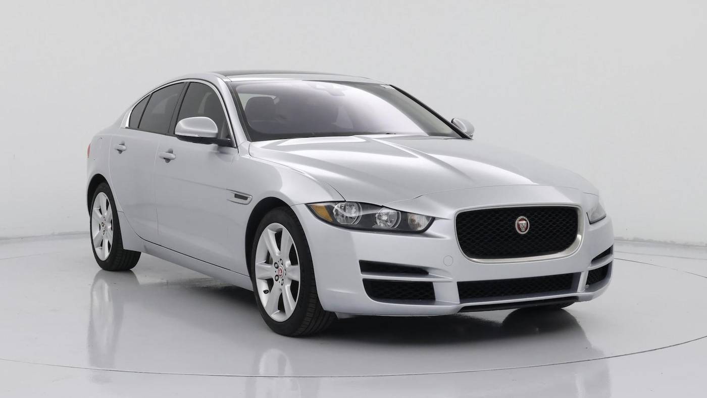 2018 Jaguar XE