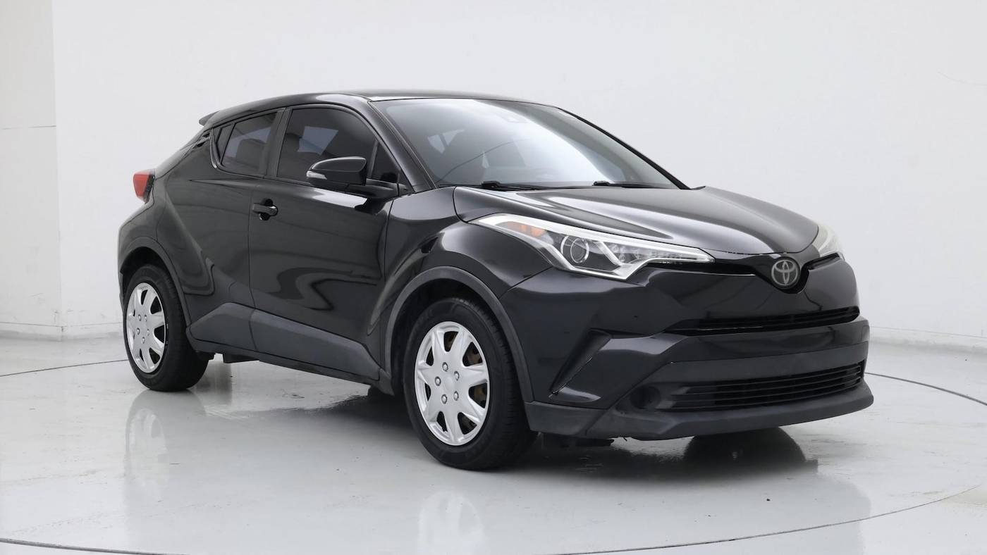 2019 Toyota C-HR LE — SUV — 122,231 mi — Tampa, FL