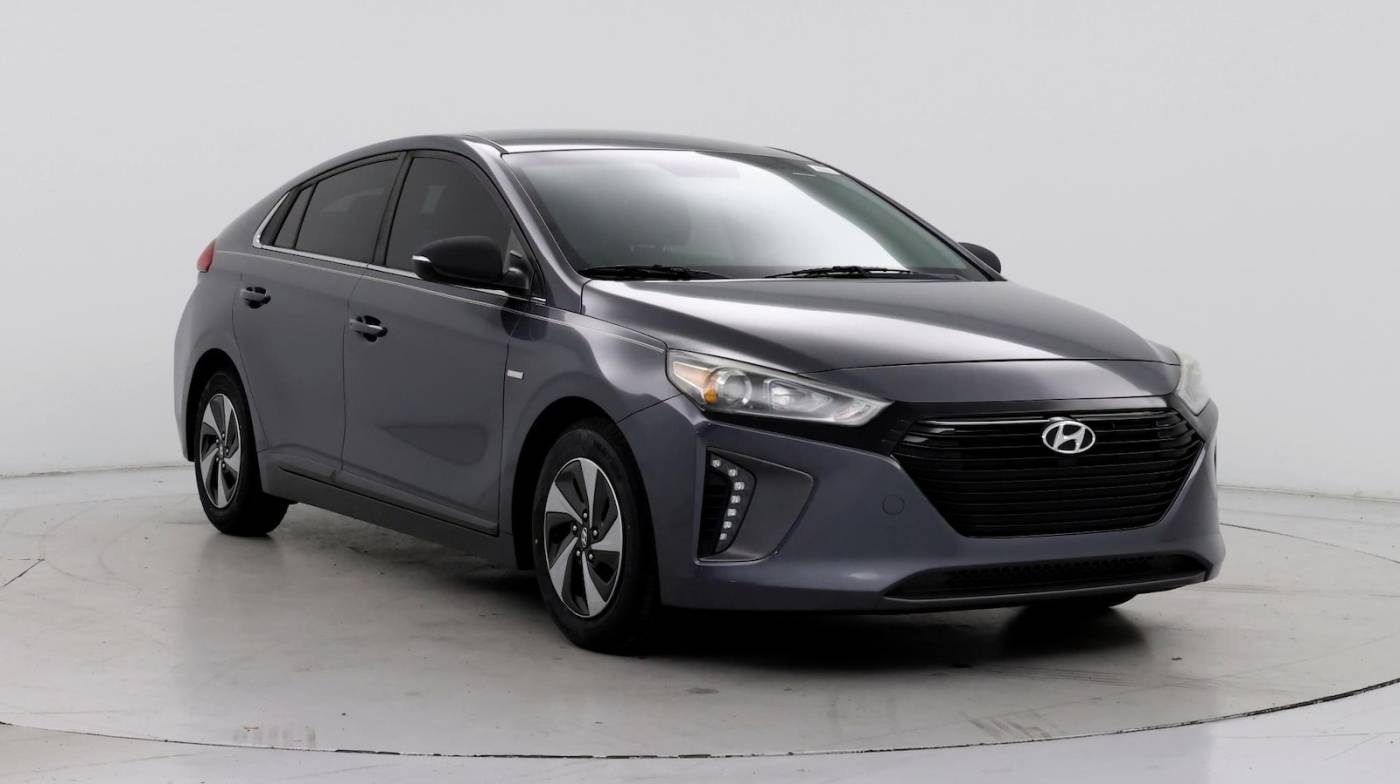 2018 Hyundai Ioniq Hybrid SEL — Hatchback — 67,221 mi — Tampa, FL
