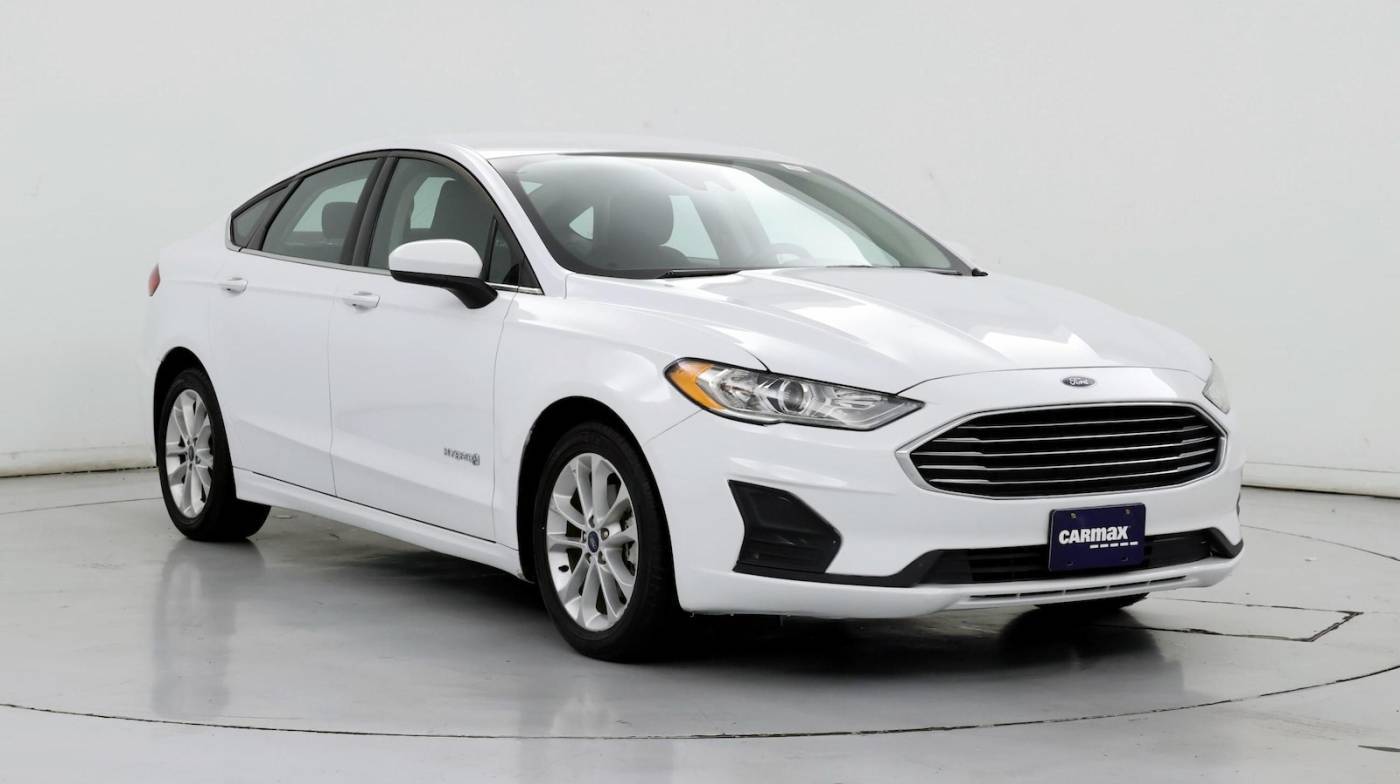 2019 Ford Fusion Hybrid SE — Sedan — 92,424 mi — Irving, TX