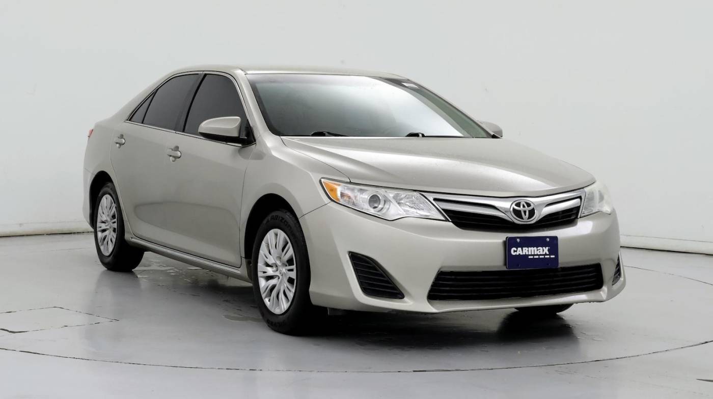 2014 Toyota Camry LE — Sedan — 31,516 mi — Irving, TX
