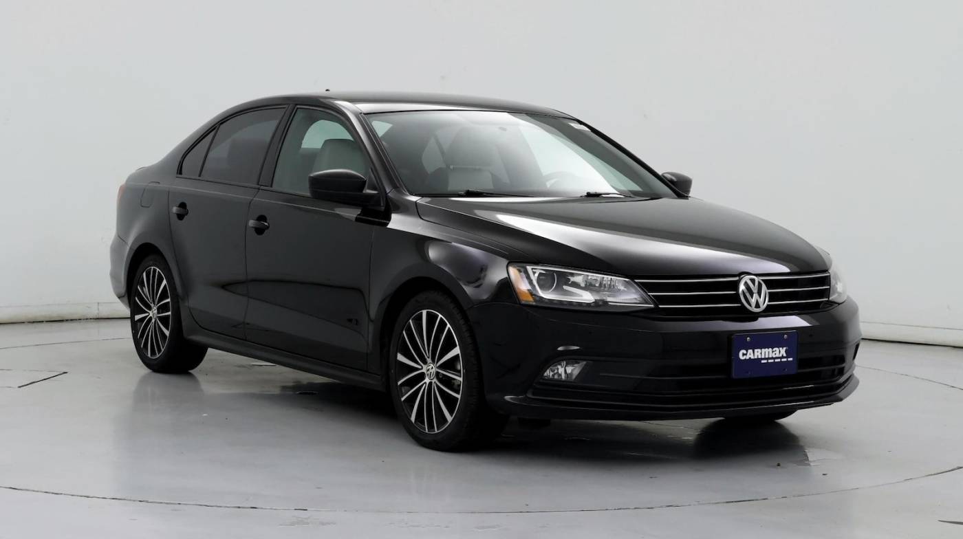 2016 Volkswagen Jetta 1.8T Sport — Sedan — 92,279 mi — Irving, TX