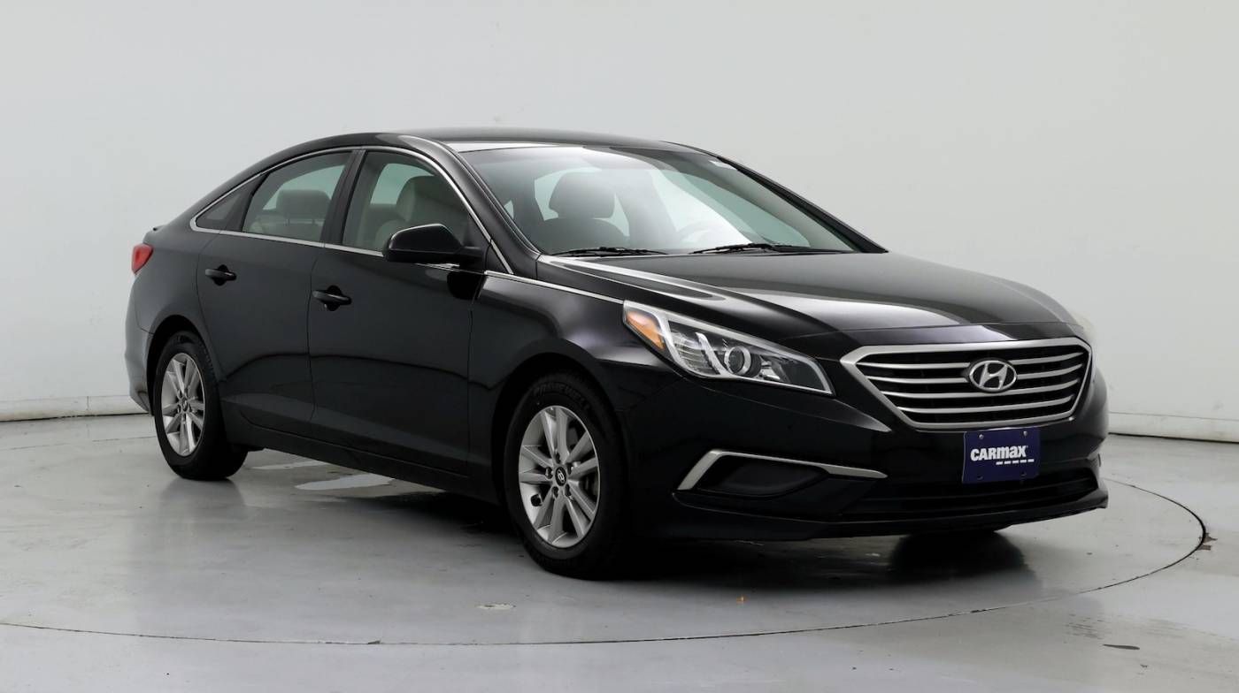 2016 Hyundai Sonata SE — Sedan — 81,677 mi — Irving, TX