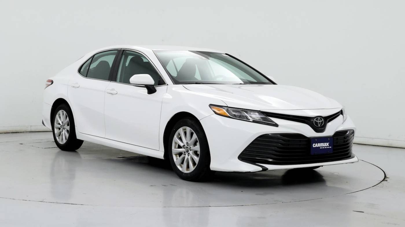 2019 Toyota Camry LE — Sedan — 22,573 mi — Irving, TX