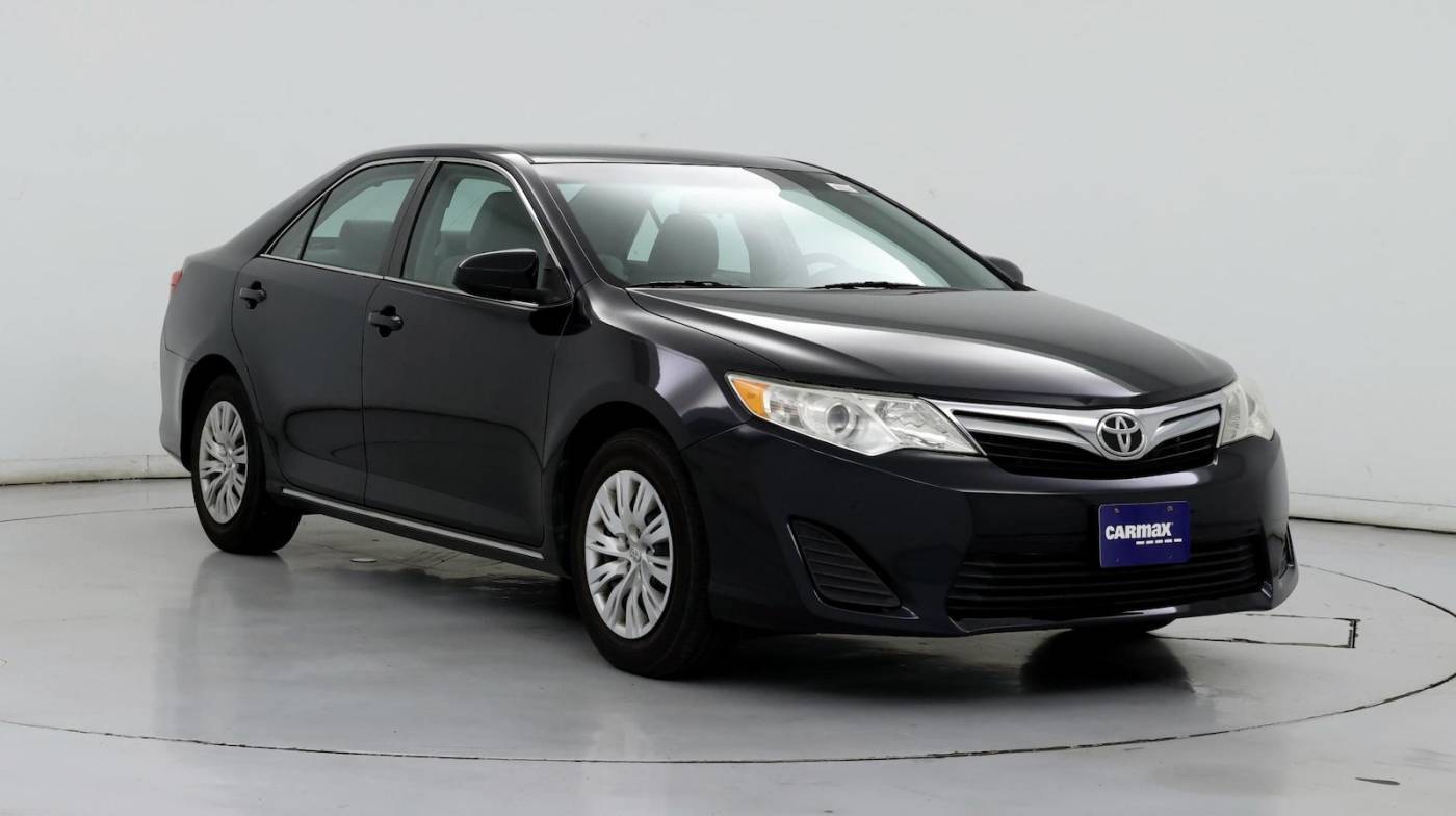 2014 Toyota Camry LE — Sedan — 56,180 mi — Irving, TX