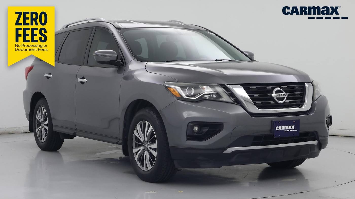 2018 Nissan Pathfinder SV