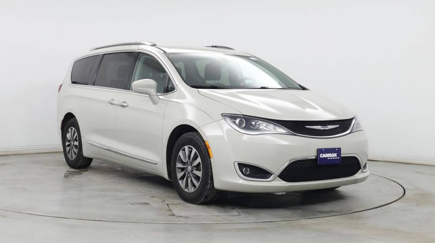 2019 Chrysler Pacifica Touring L Plus — Minivan — 46,287 mi — Tinley Park, IL