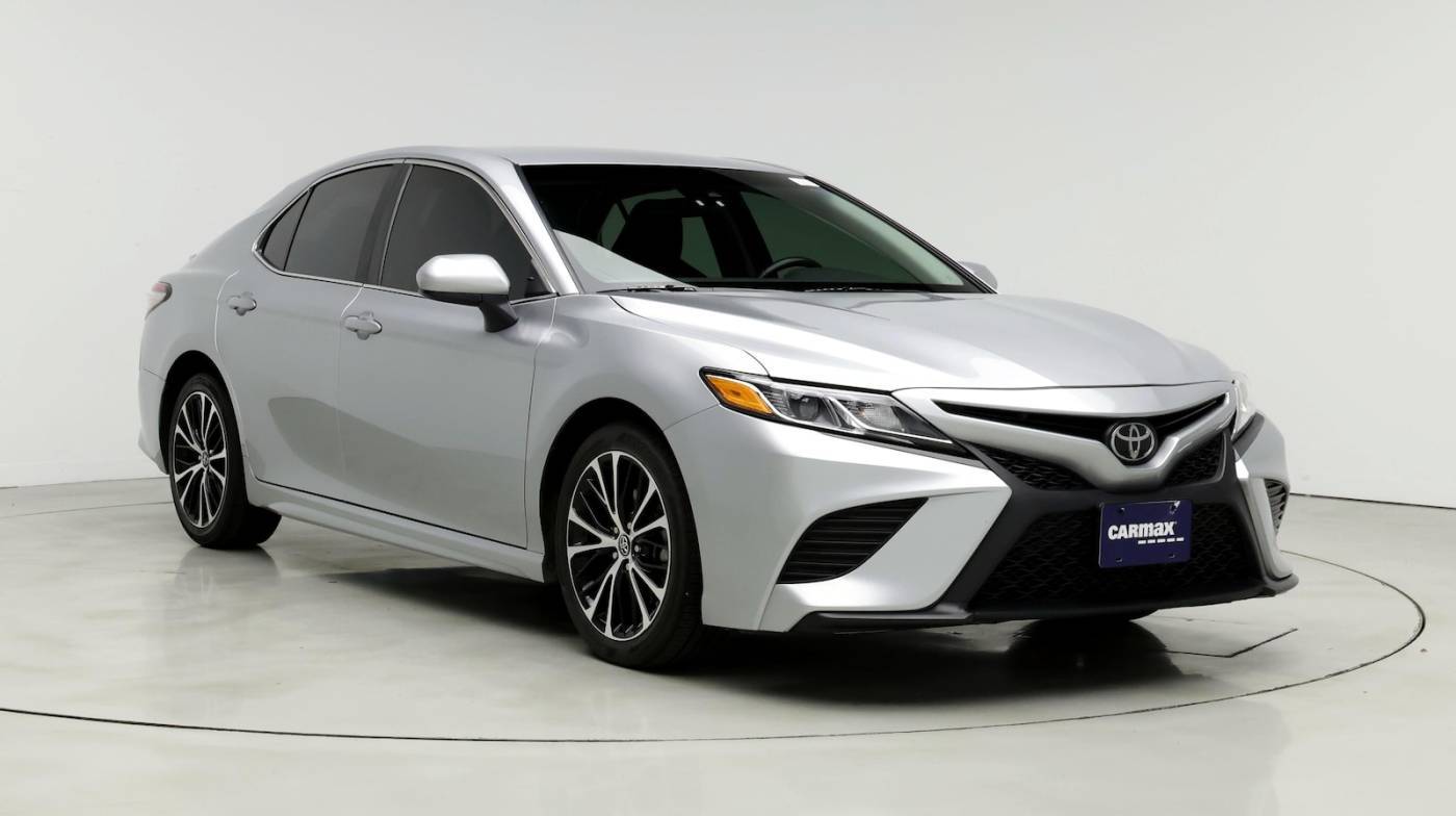 2018 Toyota Camry SE — Sedan — 62,110 mi — Tinley Park, IL
