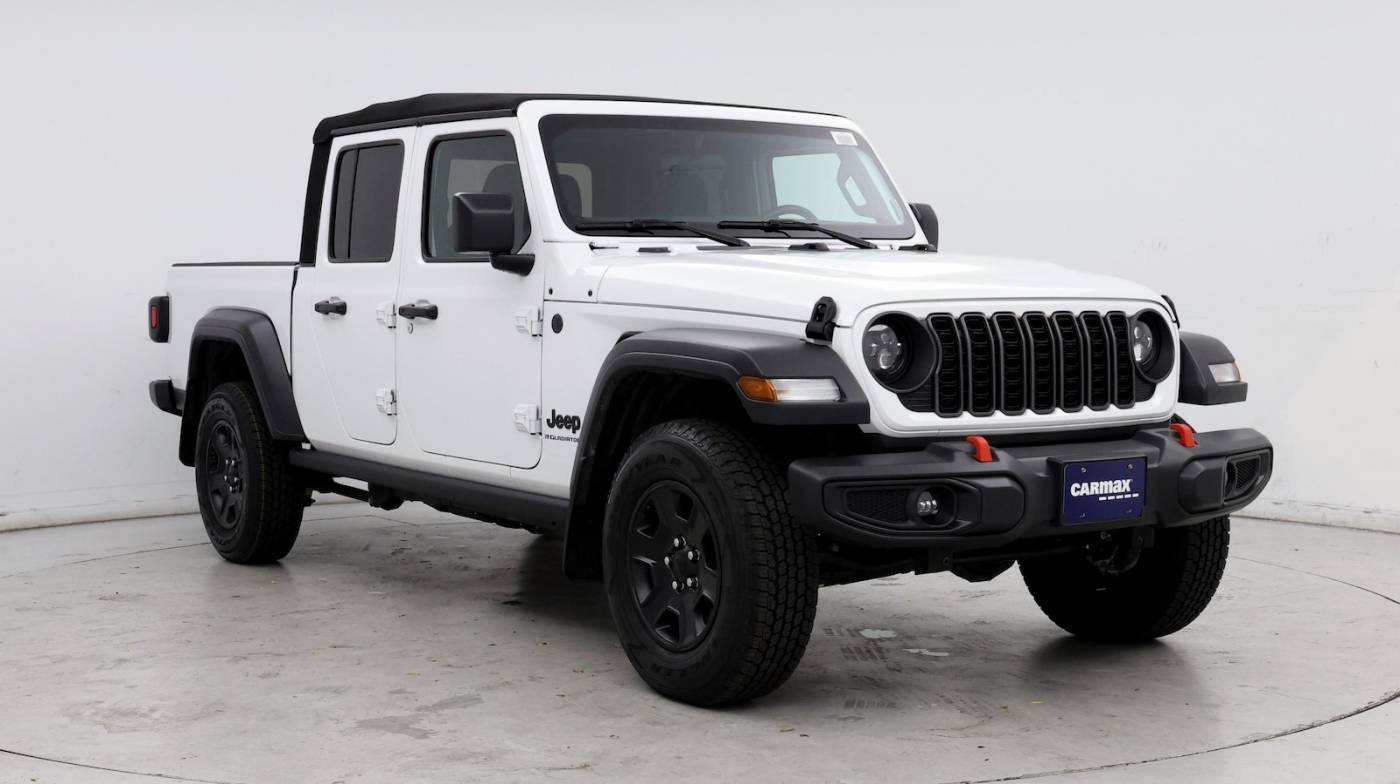 2024 Jeep Gladiator Sport — Pickup Truck — 5,696 mi — Tinley Park, IL