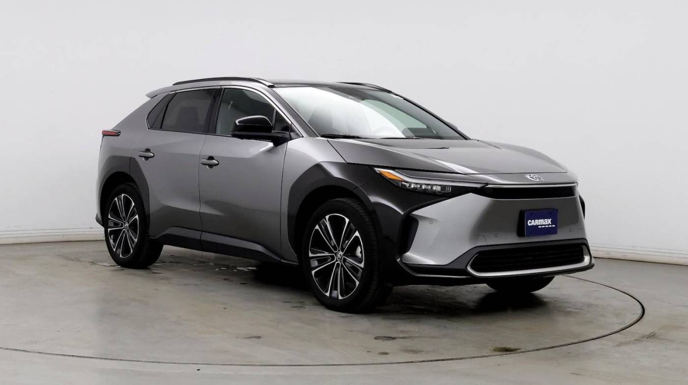 2023 Toyota bZ4X Limited — SUV — 23,594 mi — Tinley Park, IL