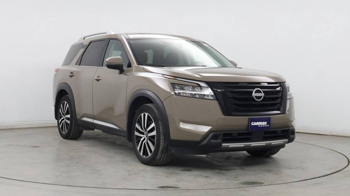 2023 Nissan Pathfinder Platinum — SUV — 8,710 mi — Tinley Park, IL