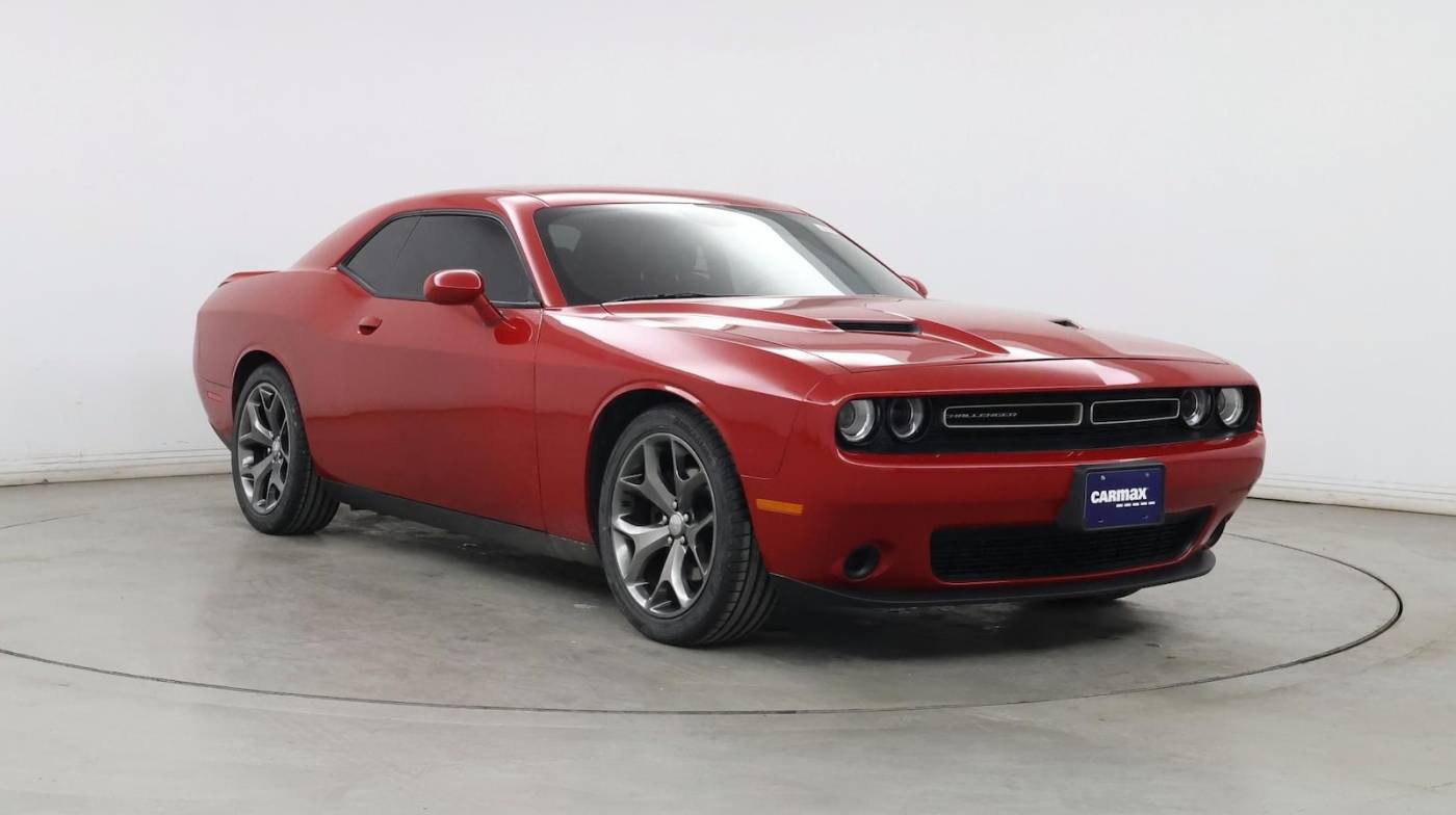 2015 Dodge Challenger SXT — Coupe — 30,711 mi — Tinley Park, IL