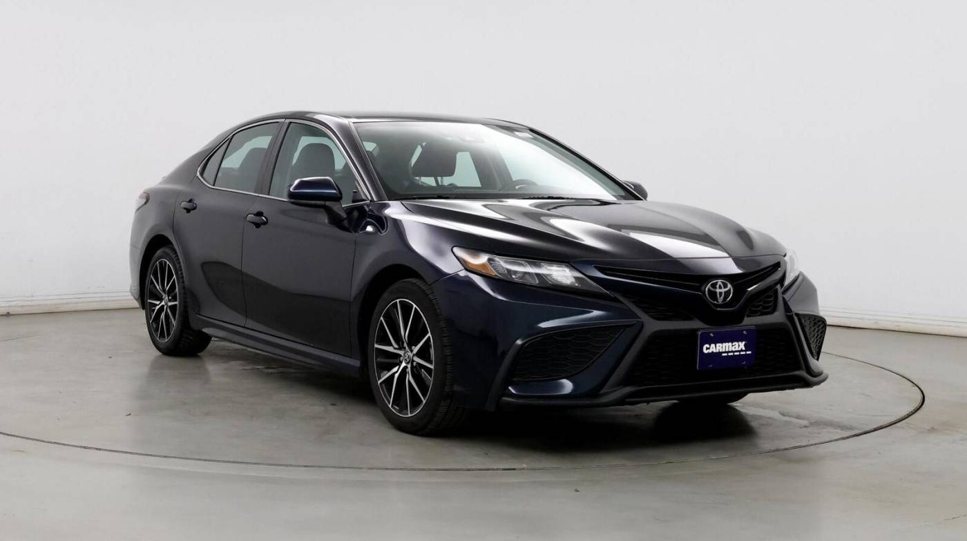 2021 Toyota Camry SE — Sedan — 50,488 mi — Tinley Park, IL