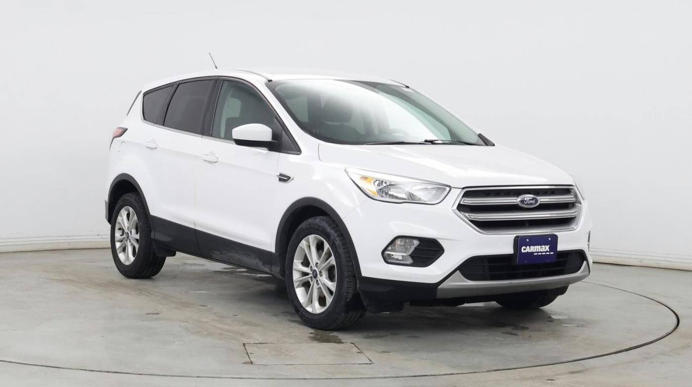 2017 Ford Escape SE — SUV — 66,860 mi — Tinley Park, IL