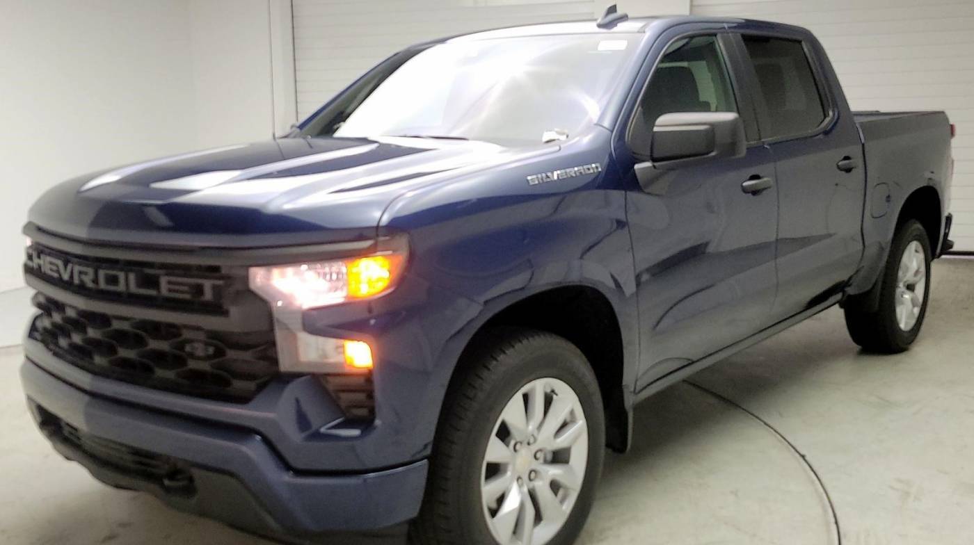 2023 Chevrolet Silverado 1500 Custom — Pickup Truck — 22,613 mi — Torrance, CA