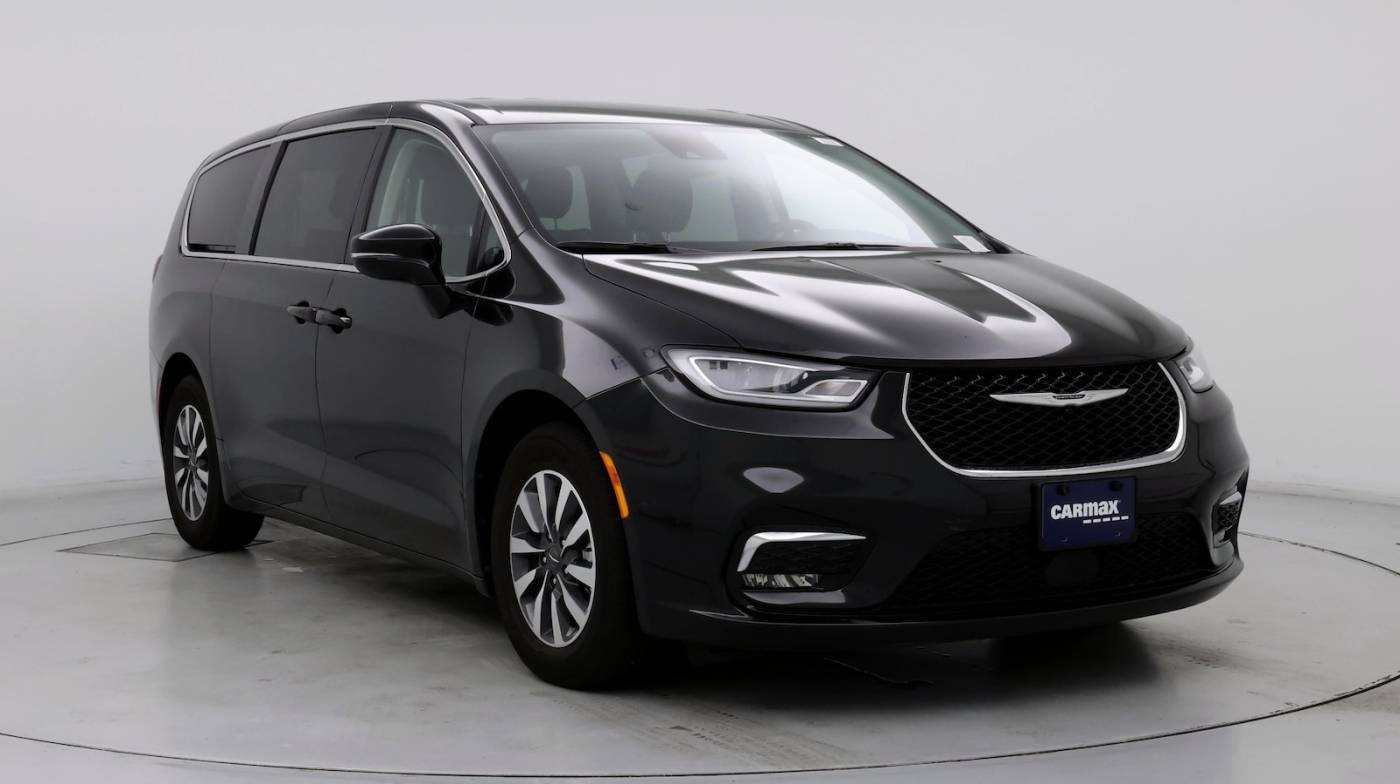 2024 Chrysler Pacifica Hybrid Select — Minivan — 27,998 mi — Torrance, CA