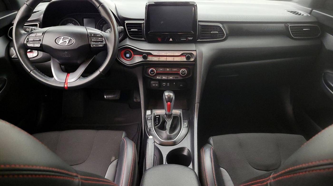 2019 Hyundai Veloster 2.0 Premium — Hatchback — 14,849 mi — Kennesaw, GA