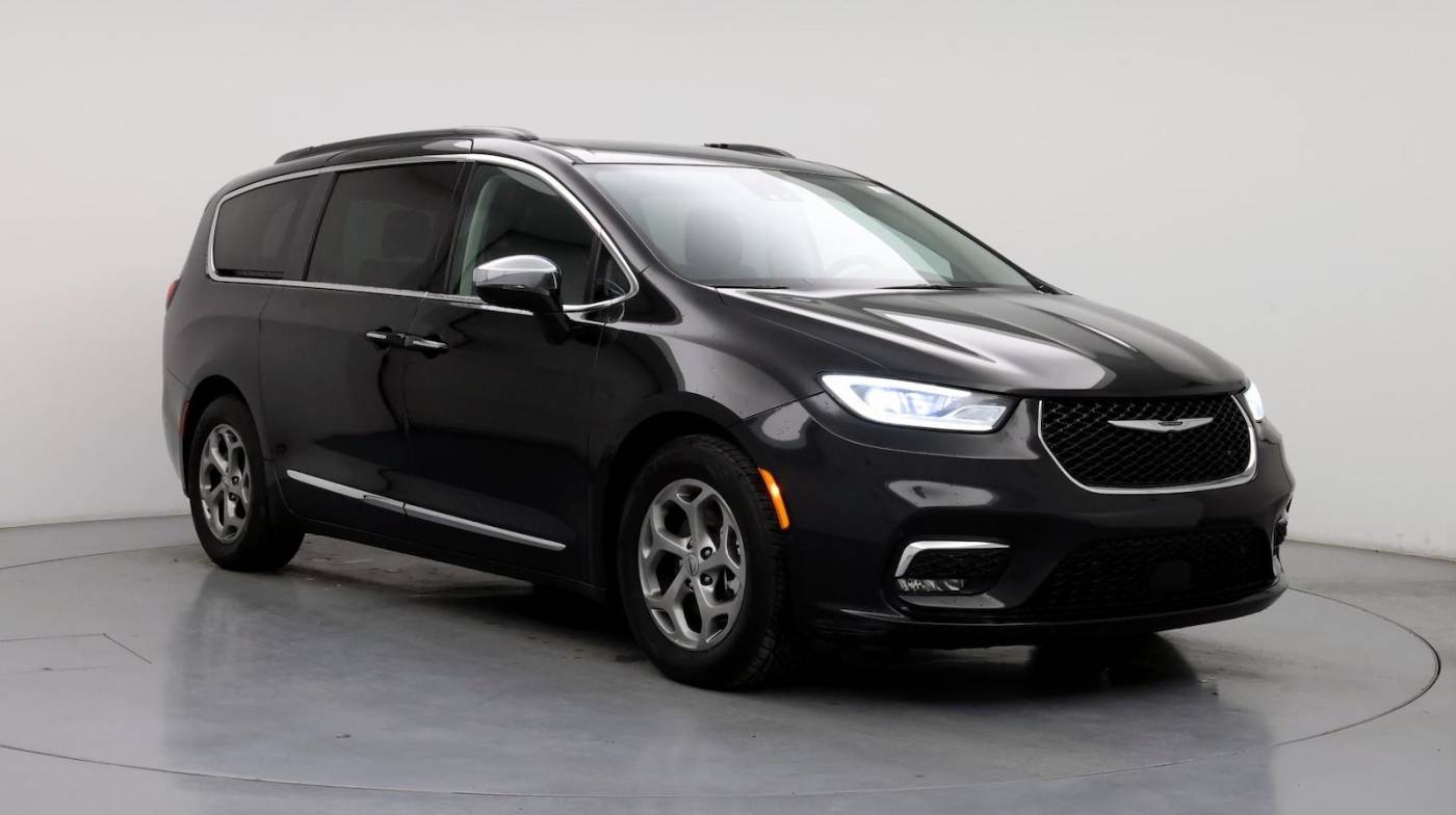 2022 Chrysler Pacifica Limited — Minivan — 58,185 mi — Kennesaw, GA