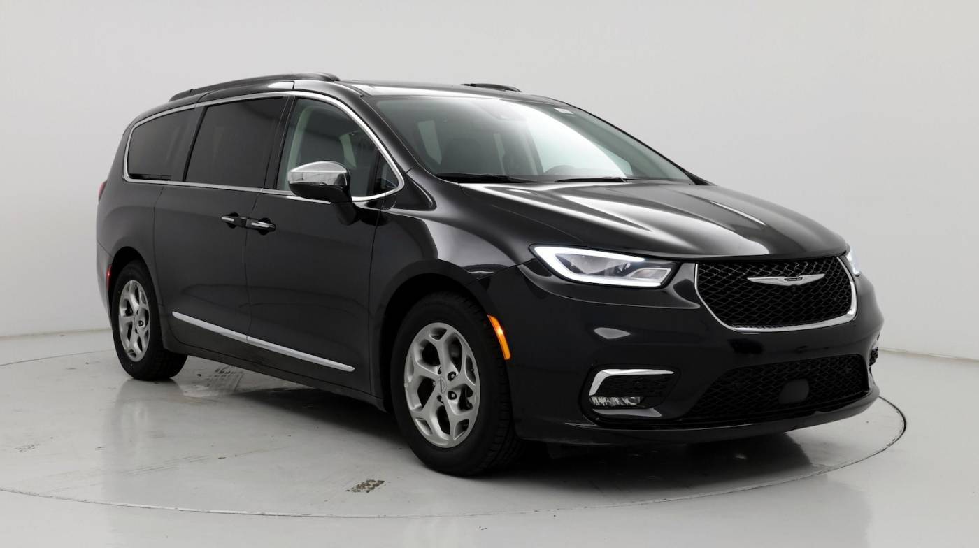 2022 Chrysler Pacifica Limited — Minivan — 55,655 mi — Kennesaw, GA