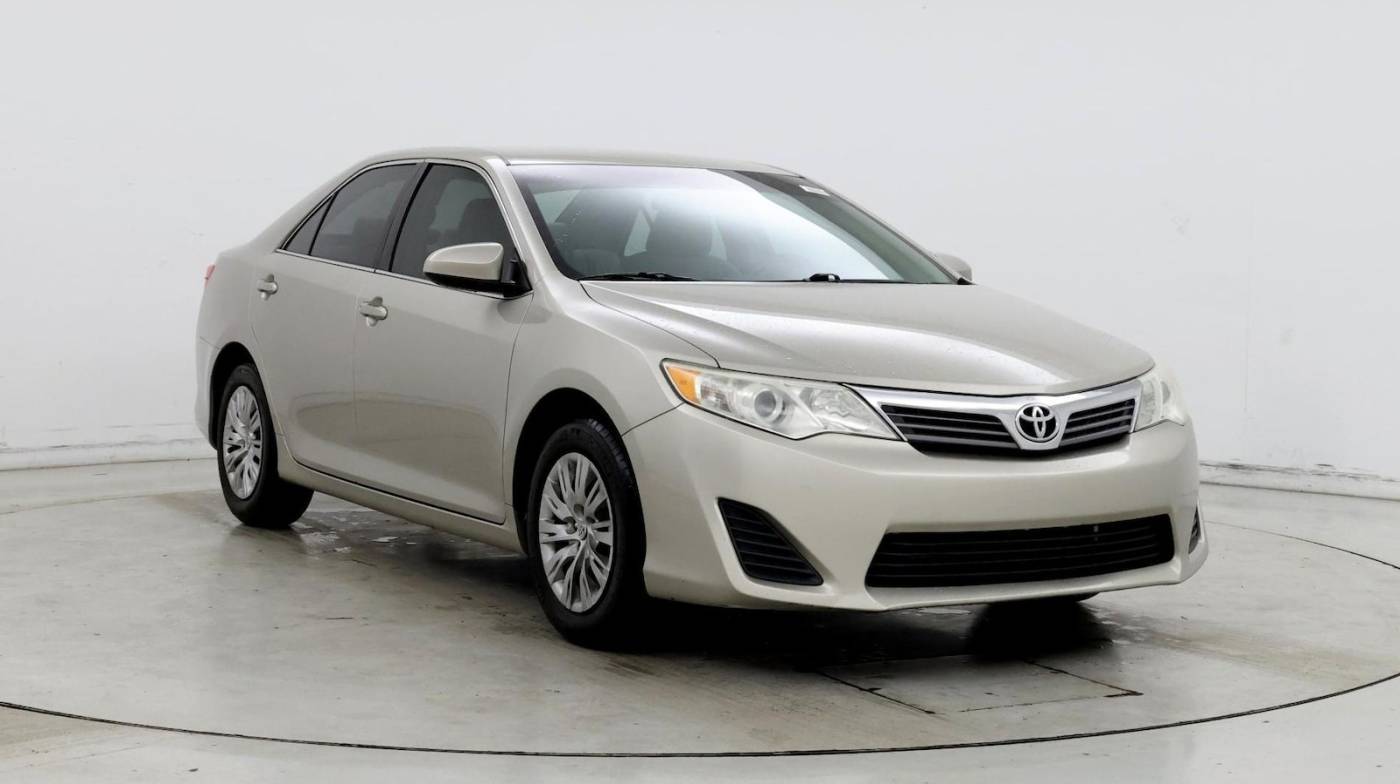 2013 Toyota Camry L — Sedan — 64,861 mi — Kennesaw, GA