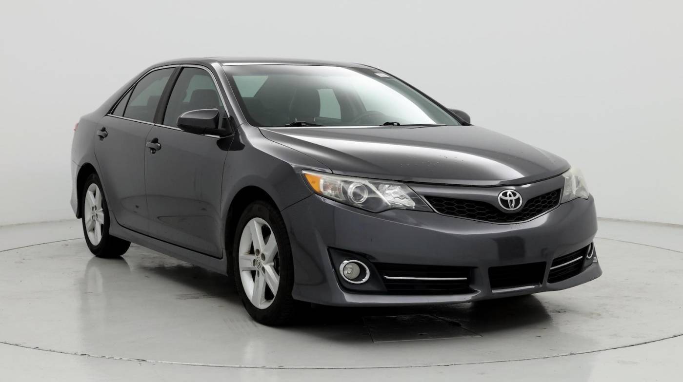 2013 Toyota Camry SE — Sedan — 116,268 mi — Kennesaw, GA