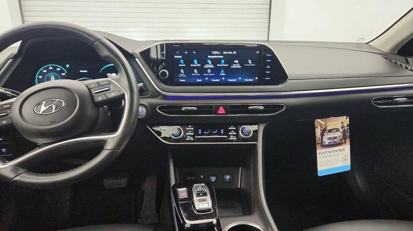 2022 Hyundai Sonata Hybrid Limited — Sedan — 11,680 mi — Kennesaw, GA