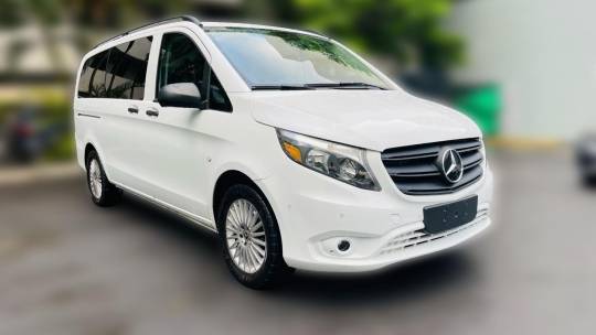 Used fashion metris passenger van