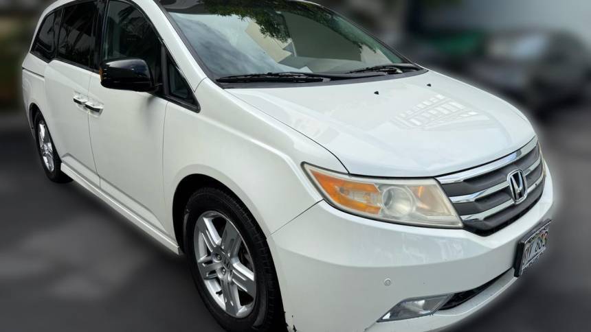 2012 Honda Odyssey Touring — Minivan — 126,639 mi — Honolulu, HI