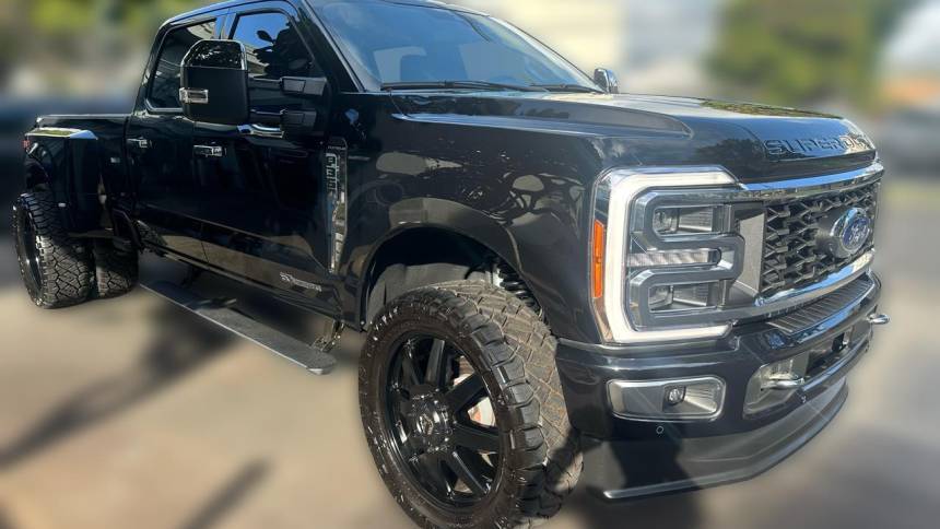 2023 Ford Super Duty F-350 King Ranch — Pickup Truck — 682 mi — Honolulu, HI