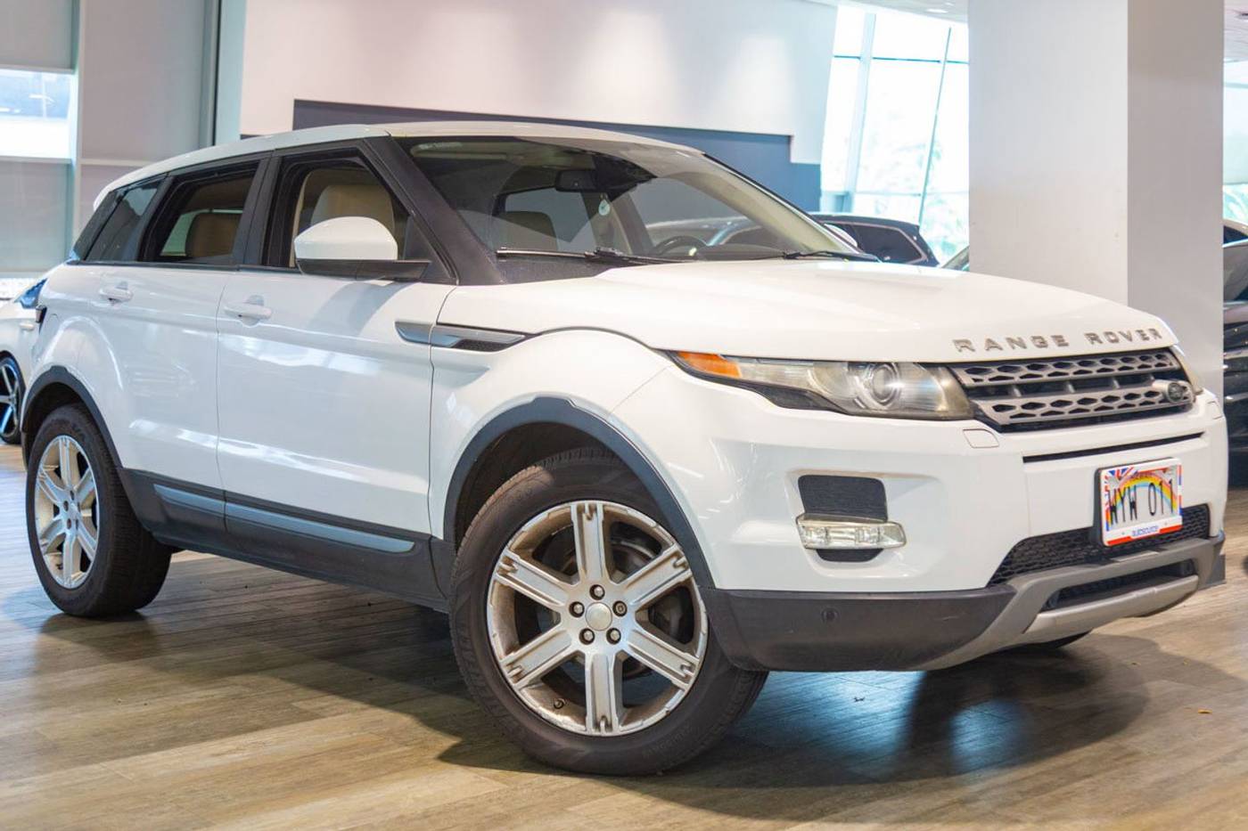 2015 Land Rover Range Rover Evoque Pure Plus — SUV — 69,104 mi — Honolulu, HI