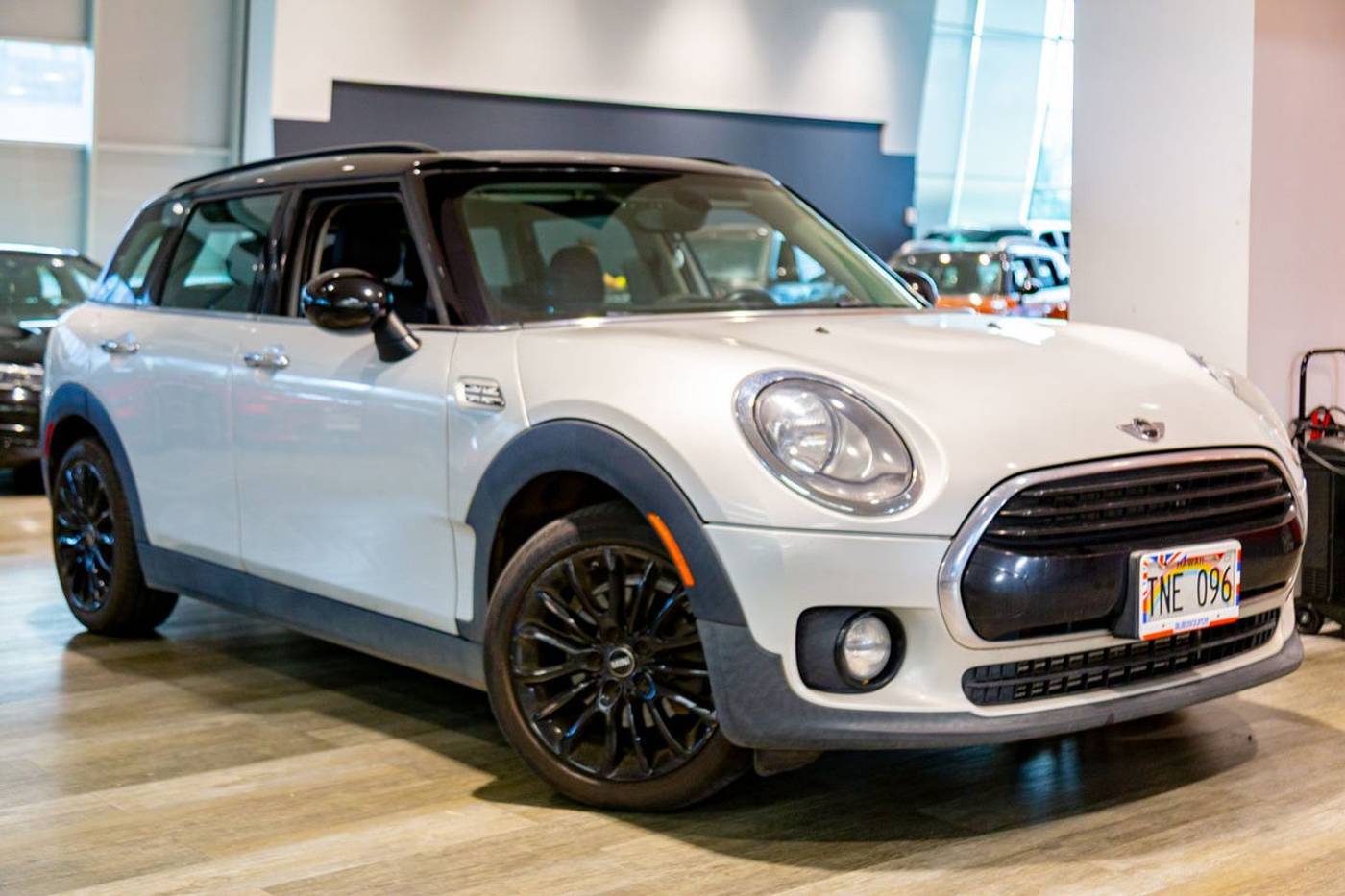 2018 MINI Clubman Cooper — Wagon — 46,308 mi — Honolulu, HI