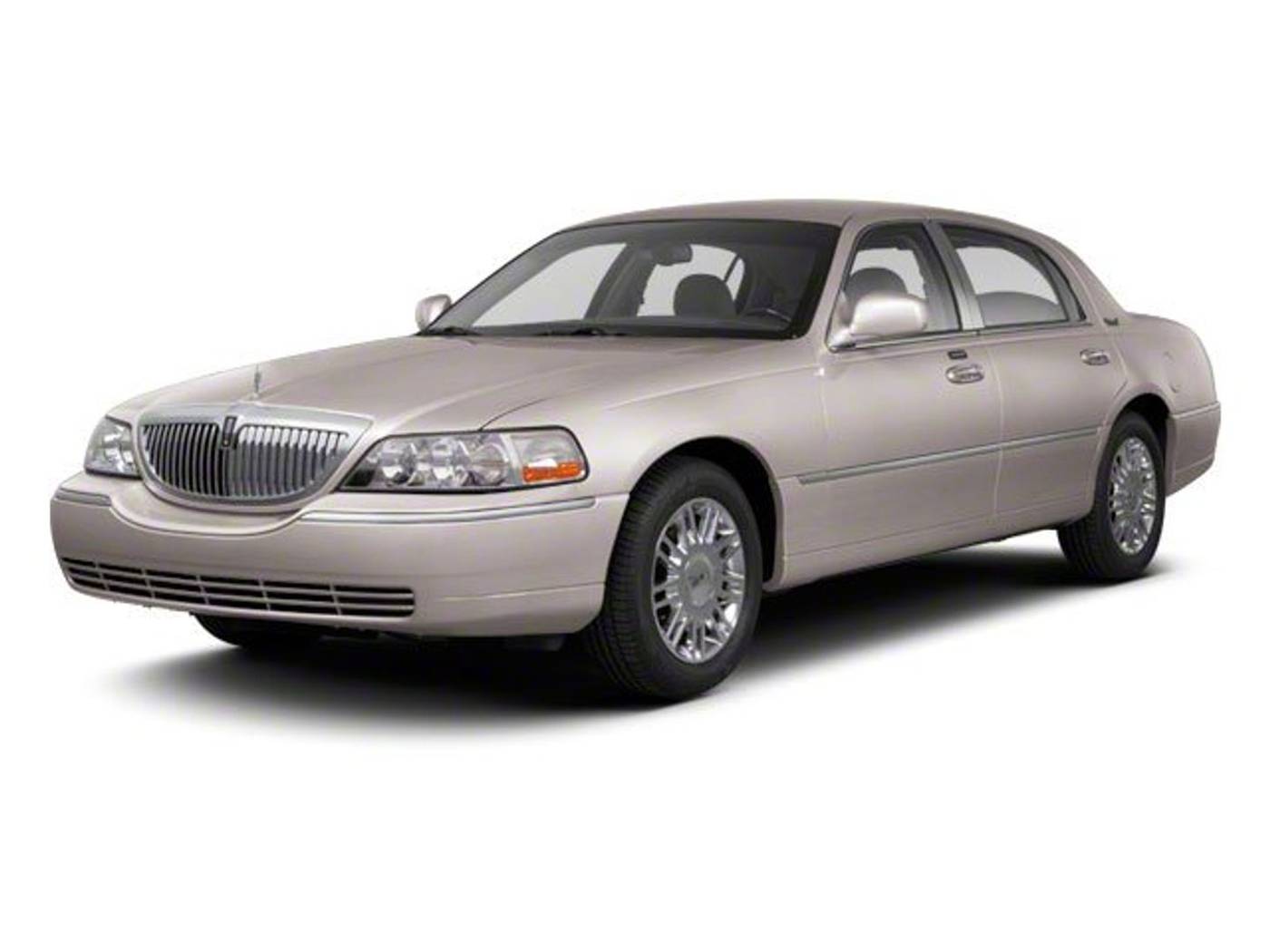 2010 Lincoln Town Car Signature Limited — Sedan — 449,720 mi — Honolulu, HI