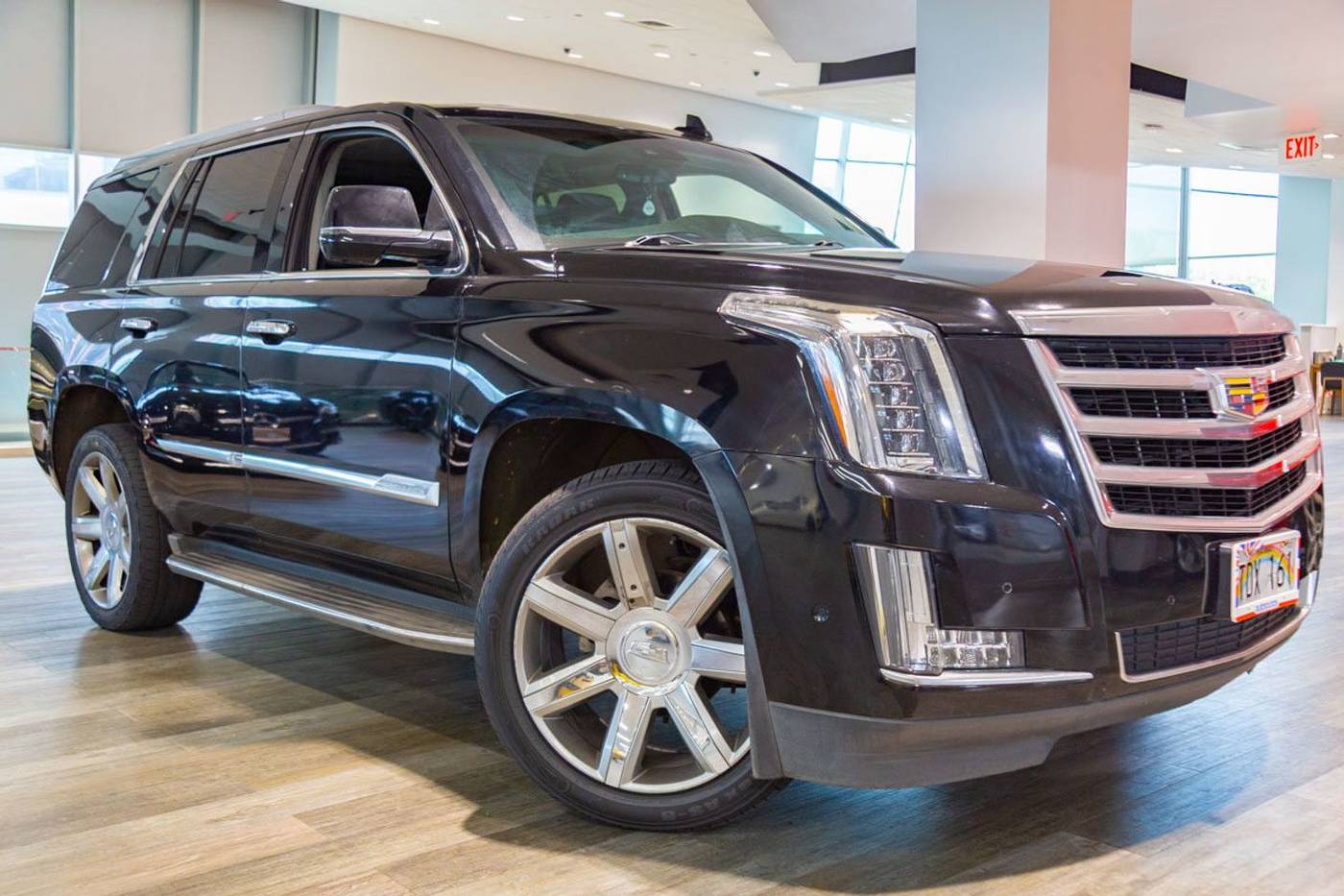 2017 Cadillac Escalade Luxury — SUV — 82,570 mi — Honolulu, HI