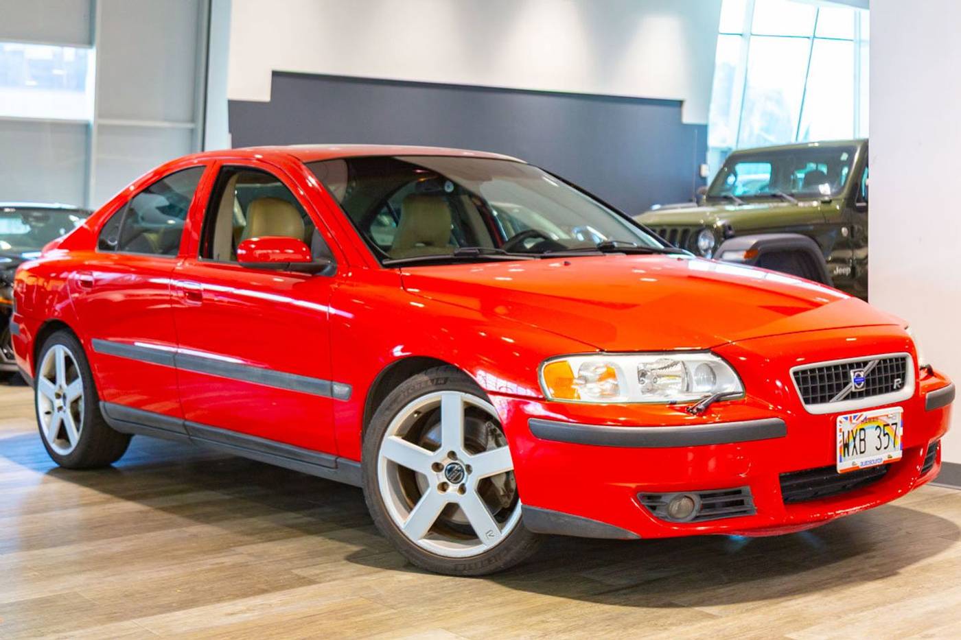 2004 Volvo S60 R — Sedan — 135,444 mi — Honolulu, HI