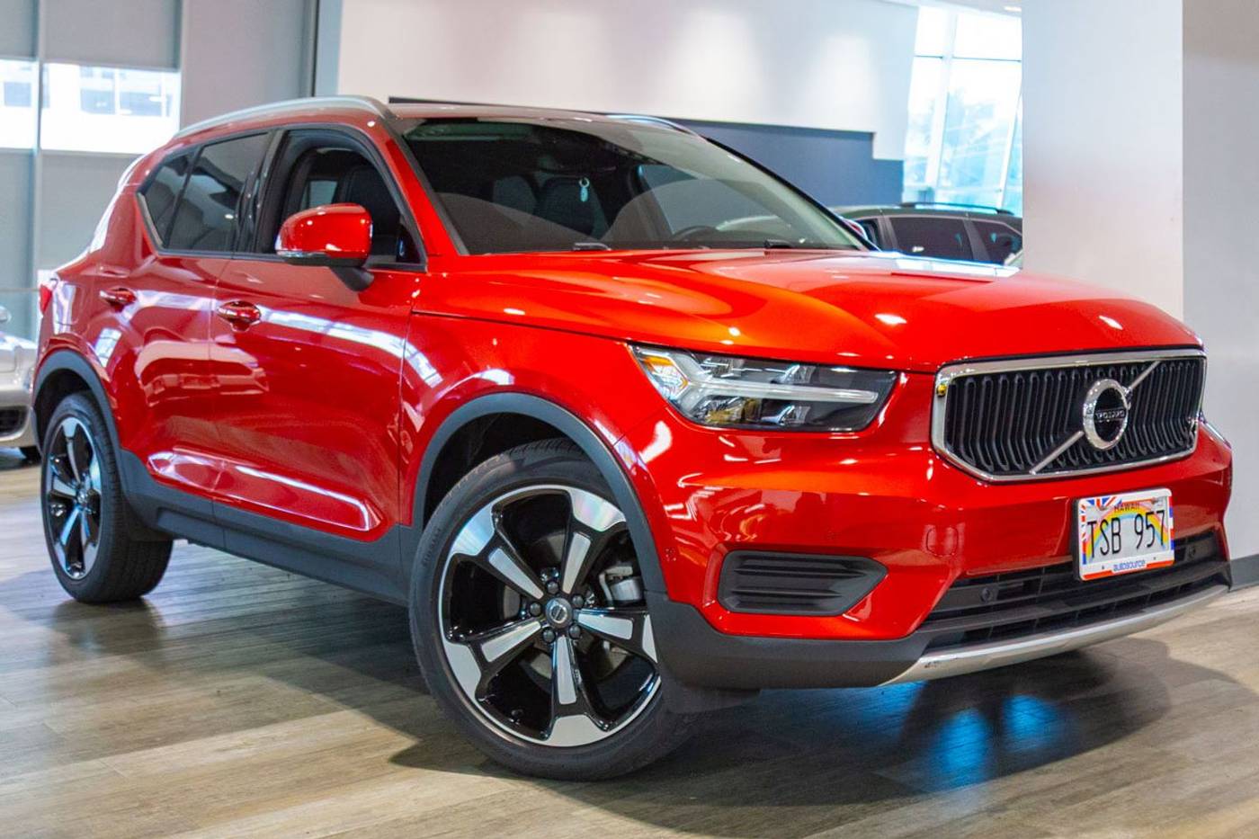 2019 Volvo XC40 Momentum — SUV — 21,144 mi — Honolulu, HI
