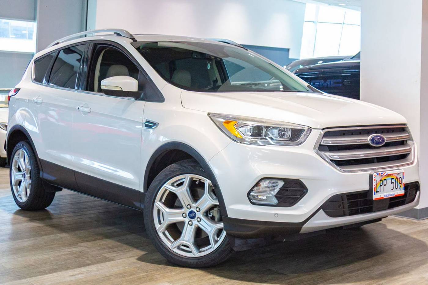 2019 Ford Escape Titanium — SUV — 26,560 mi — Honolulu, HI