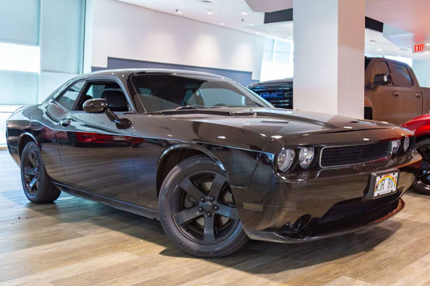2013 Dodge Challenger SXT — Coupe — 77,229 mi — Honolulu, HI