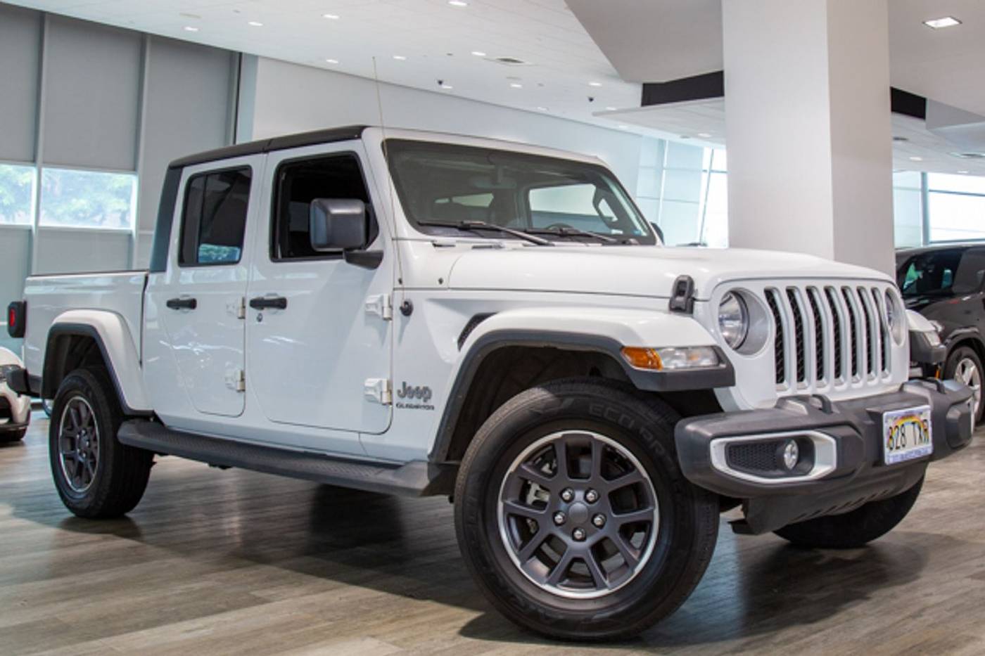 2021 Jeep Gladiator Overland — Pickup Truck — 42,785 mi — Honolulu, HI