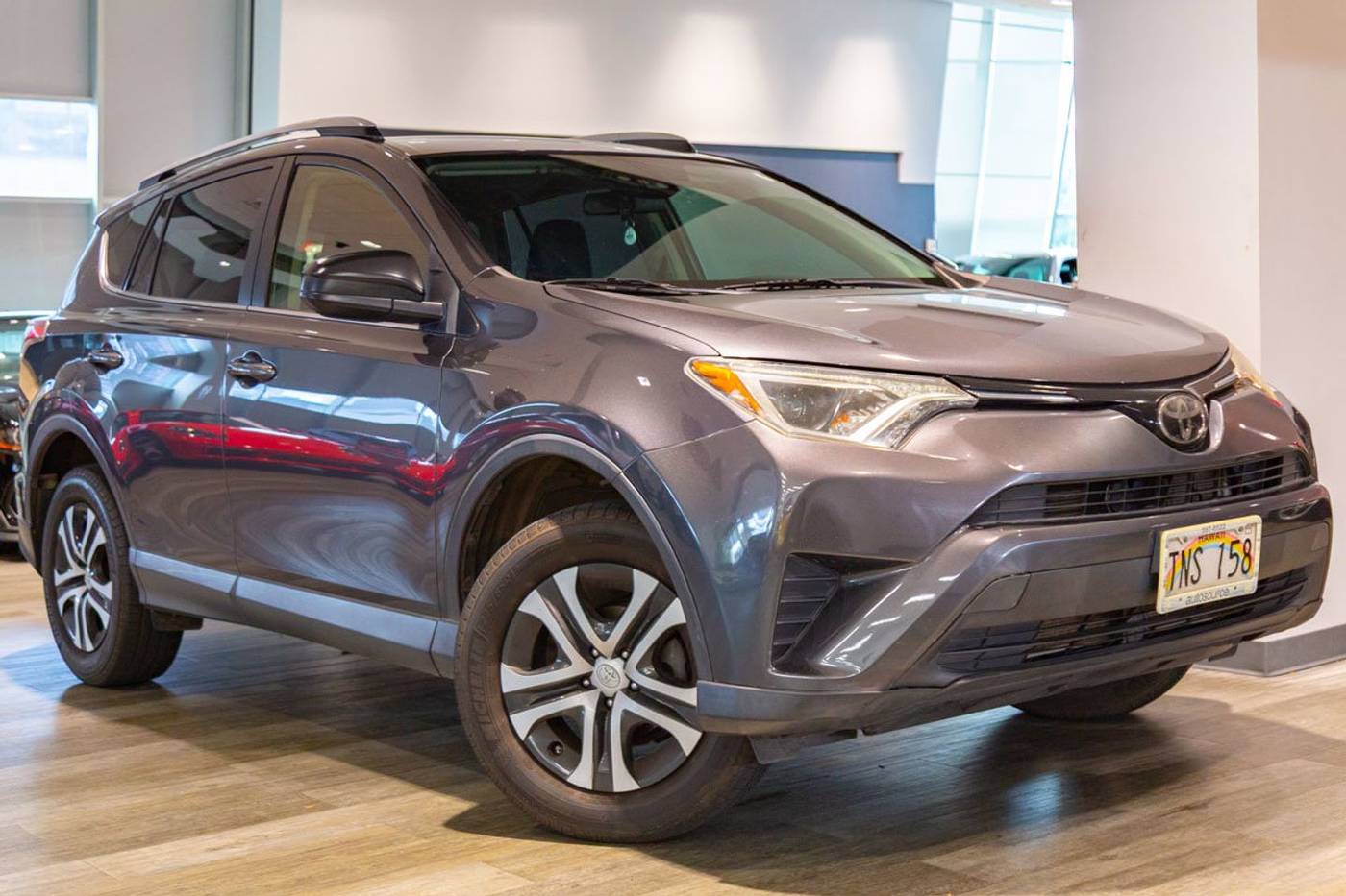 2018 Toyota RAV4 LE — SUV — 81,567 mi — Honolulu, HI