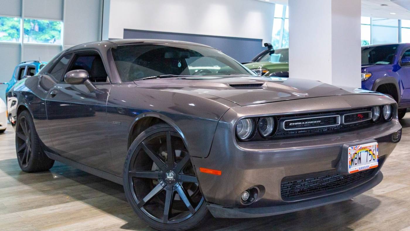 2017 Dodge Challenger R/T — Coupe — 85,460 mi — Honolulu, HI