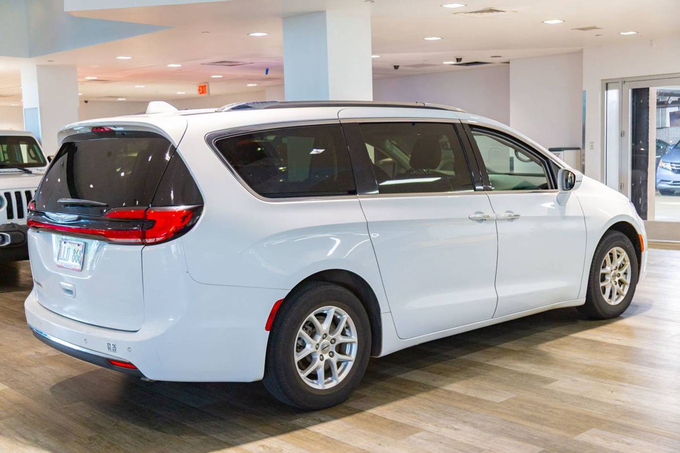 Thumbnail 5