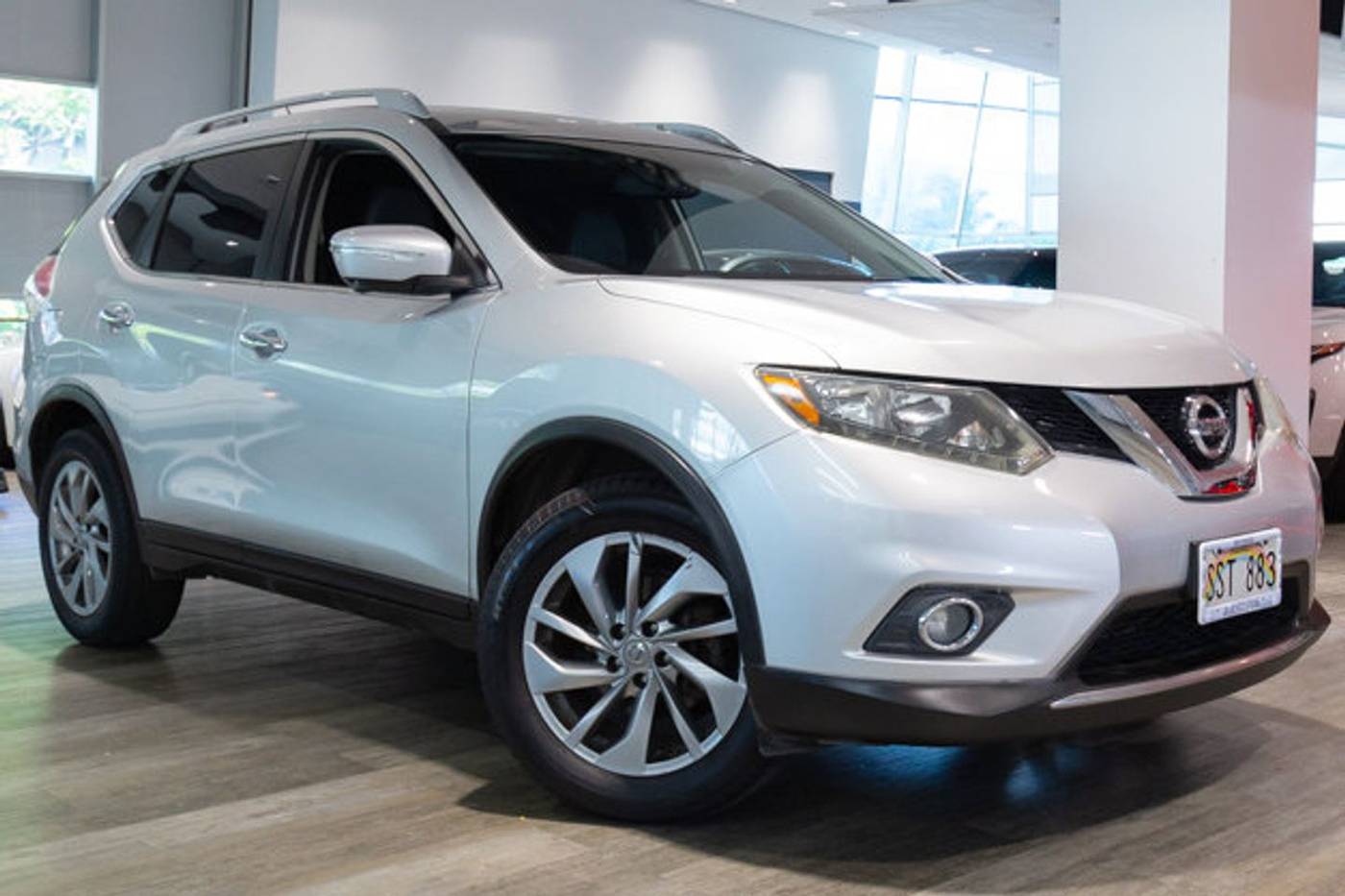 2015 Nissan Rogue SL — SUV — 97,521 mi — Honolulu, HI
