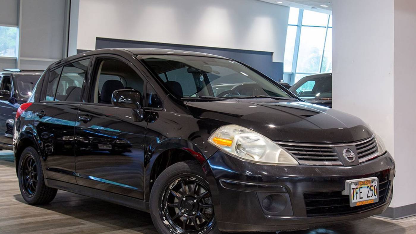 2009 Nissan Versa 1.8 S — Hatchback — 149,713 mi — Honolulu, HI