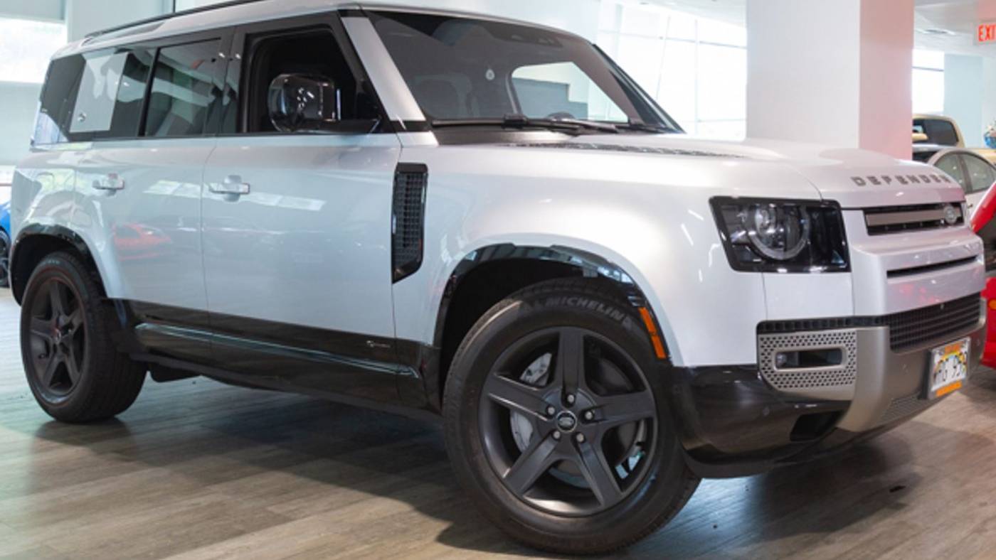 2021 Land Rover Defender X-Dynamic SE — SUV — 18,037 mi — Honolulu, HI