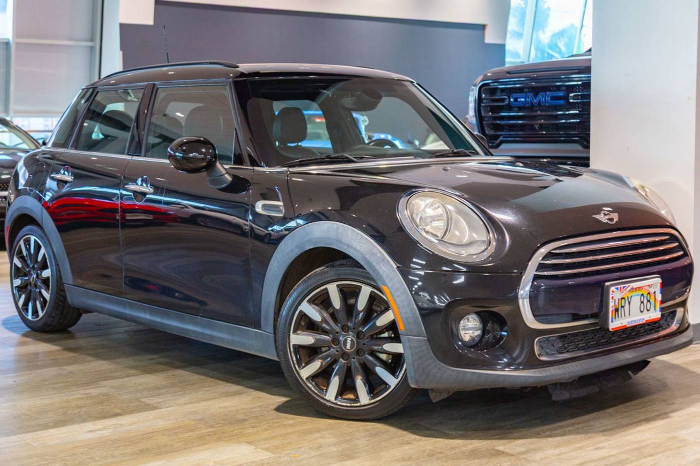 2016 MINI Hardtop Cooper — Hatchback — 69,168 mi — Honolulu, HI