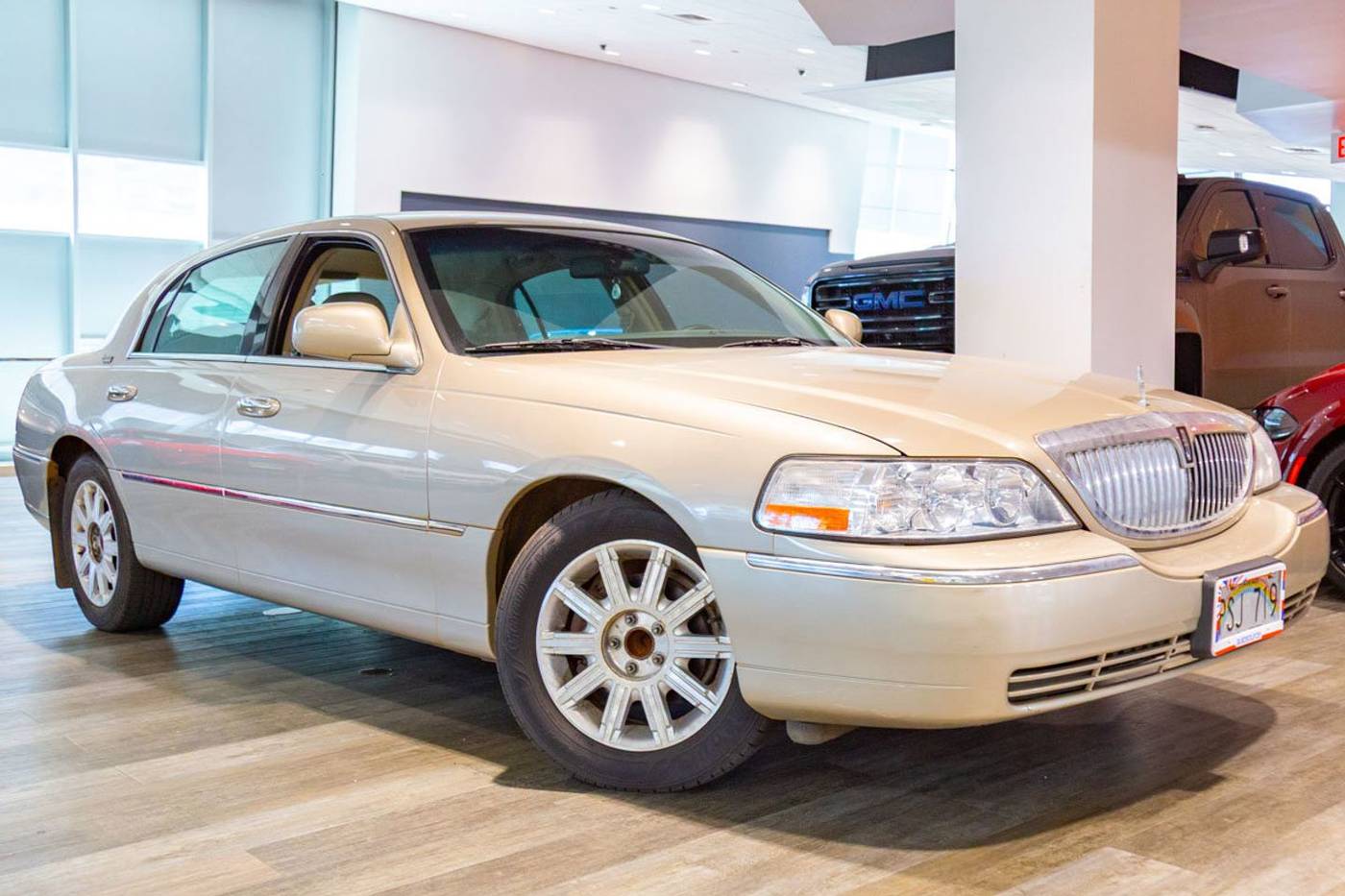2008 Lincoln Town Car Limited — Sedan — 51,650 mi — Honolulu, HI