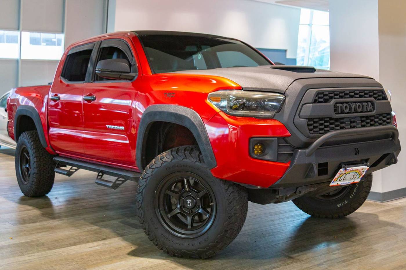 2017 Toyota Tacoma SR5 — Pickup Truck — 72,961 mi — Honolulu, HI
